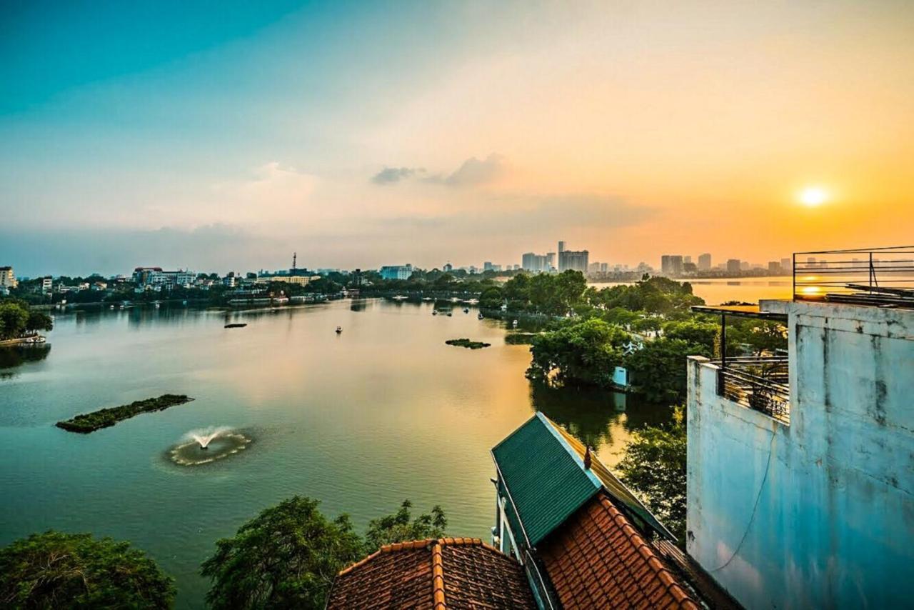 The Autumn Homestel Hanoi Exterior photo